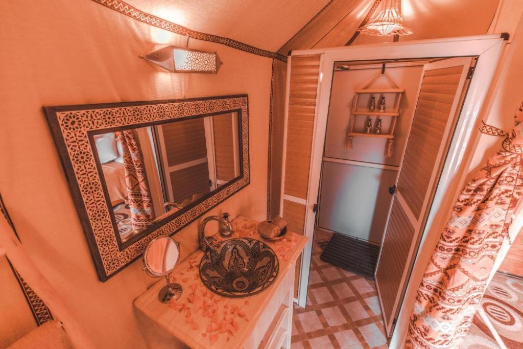 Best Desert Luxury Camp Мерзуга Экстерьер фото